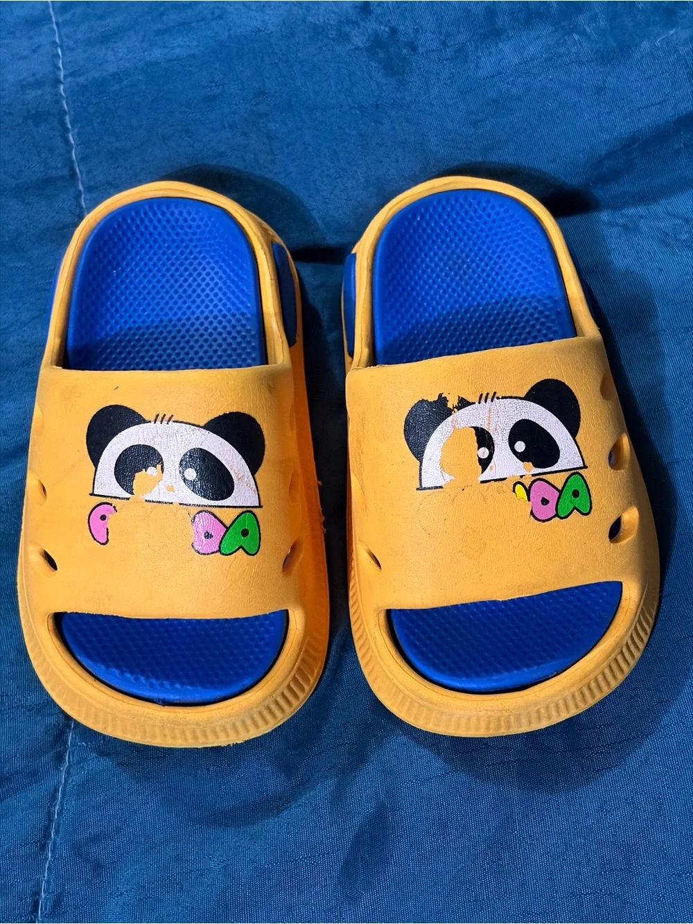 Active USA Yellow and Blue Panda Kids Slide Sandals